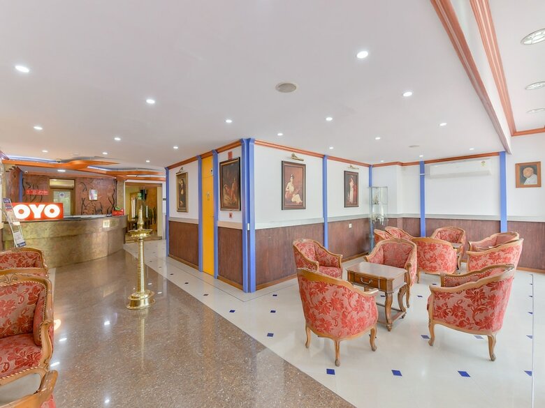 Hotel Oyo 15854 Grand Seasons