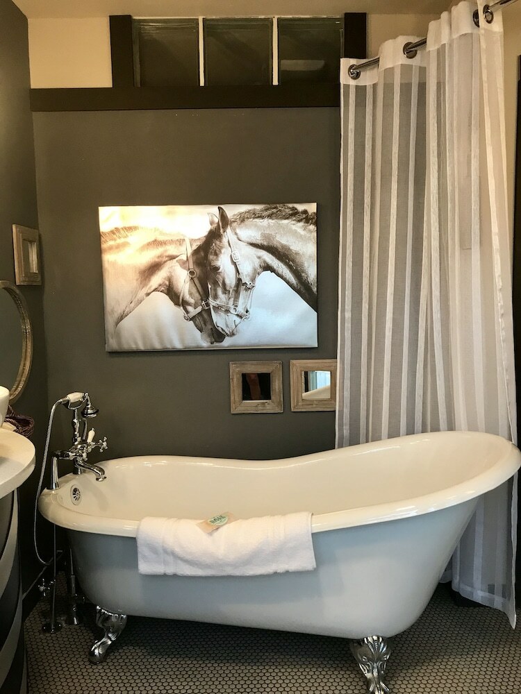 Hotel Colter's Lodge