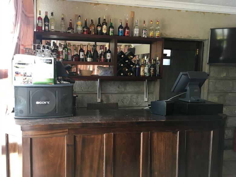 Hotel Karen Ndege House Inn