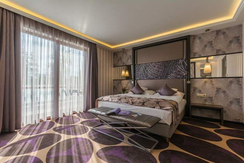 Victoria Garden Hotel