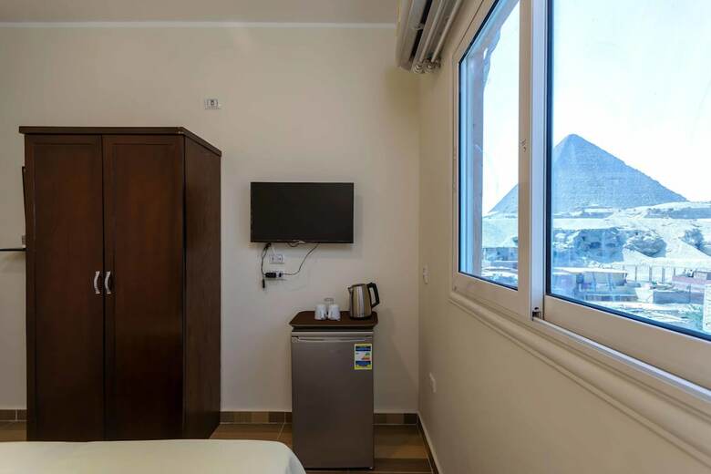 Hotel Pyramids Guest House