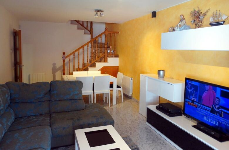 Apartamentos Casa Meneses En Llagostera
