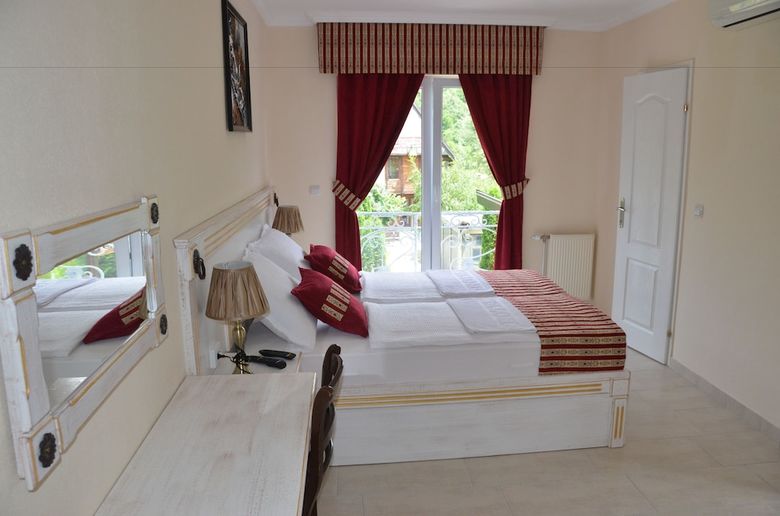 Bed & Breakfast Neron Turist Center
