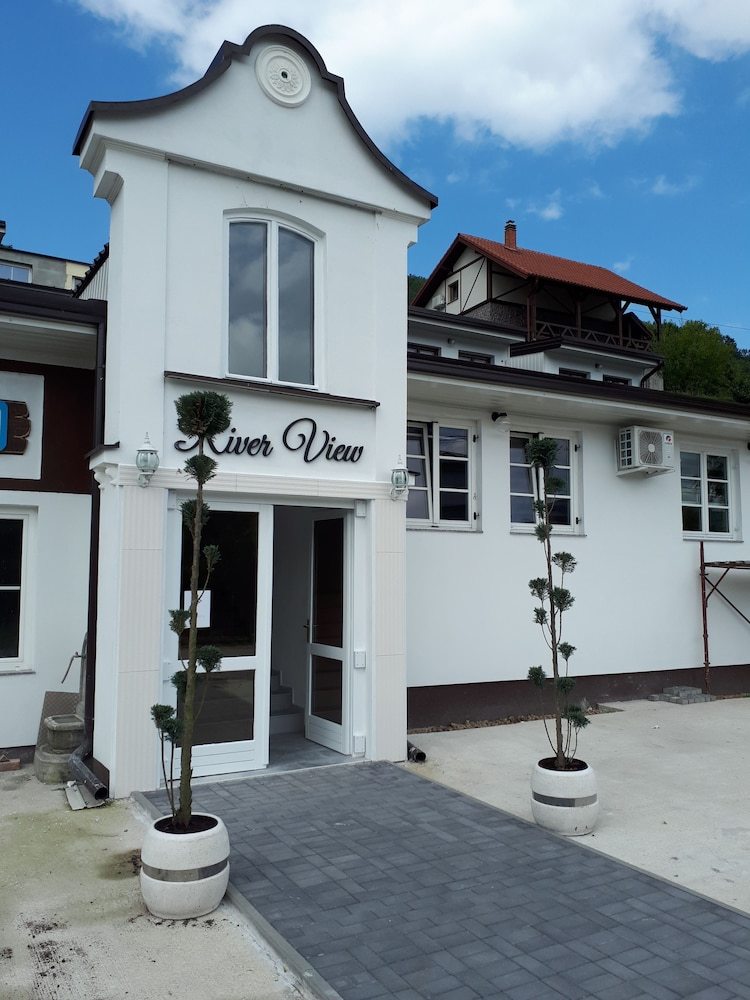 Bed & Breakfast Neron Turist Center