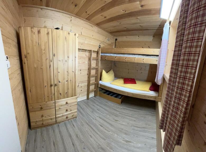 Hostal Hotel - Pension Alpenstern