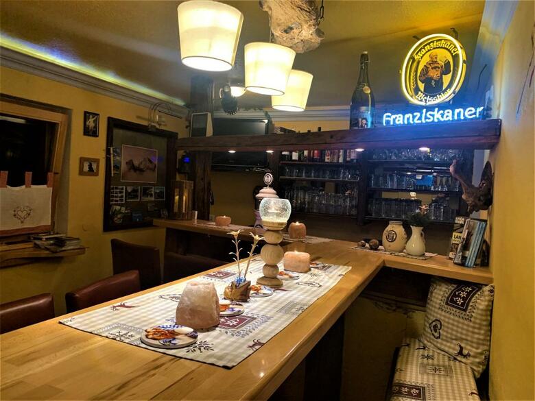 Hostal Hotel - Pension Alpenstern