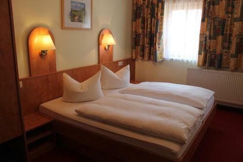 Posada Gasthaus& Pension Zum Roten Haus