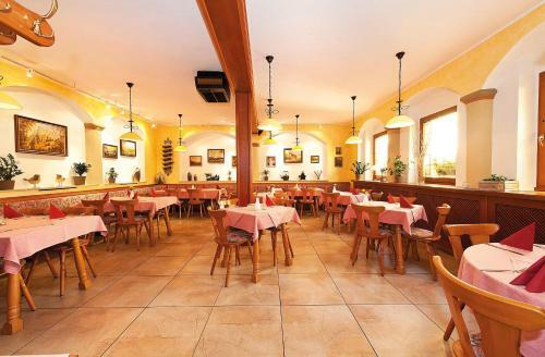 Posada Gasthaus& Pension Zum Roten Haus