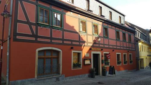 Posada Gasthaus& Pension Zum Roten Haus