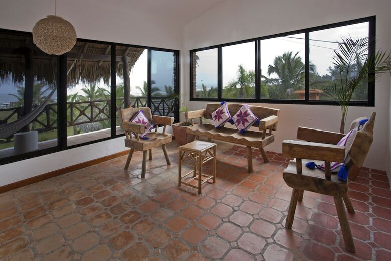 Taboga Eco Boutique Hotel