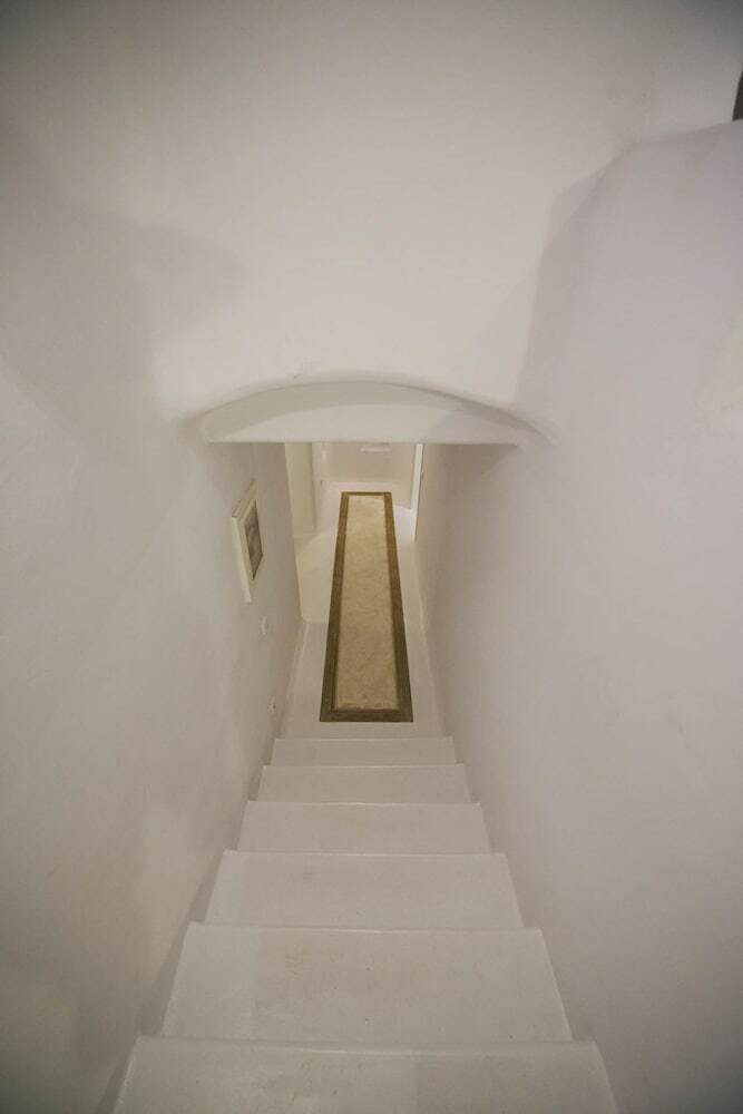 Villa Ammonite