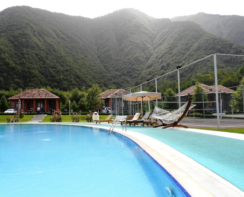 Aparthotel Sheki Park