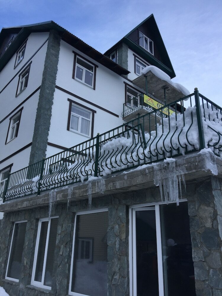Gorskiy Dom Hotel