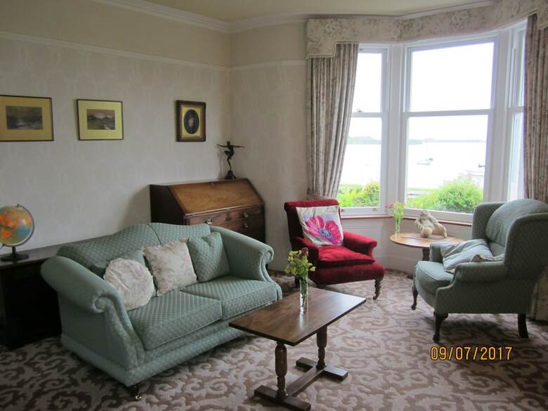Hotel Ronebhal Guest House