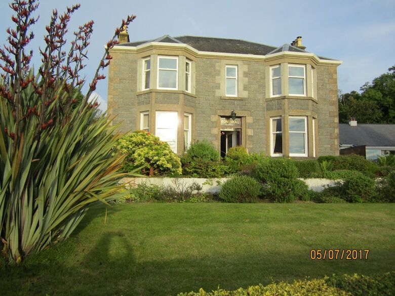 Hotel Ronebhal Guest House