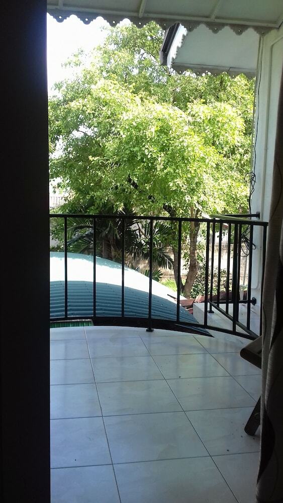 Hotel Aegle Residence