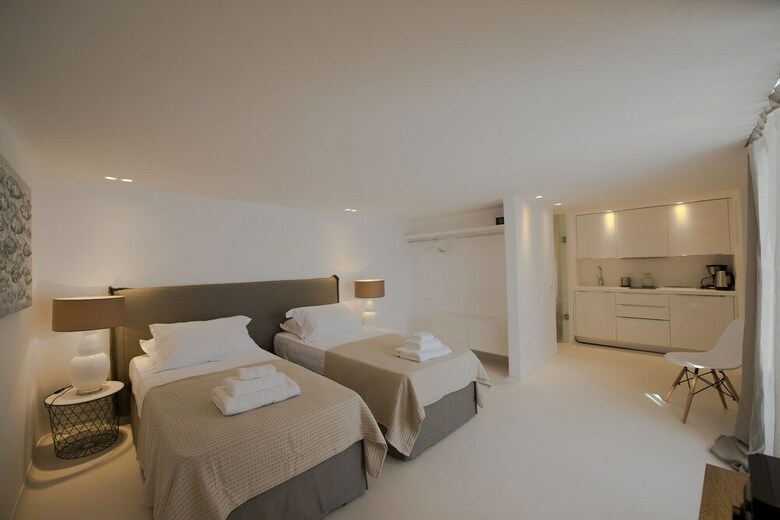 Villa Zircon