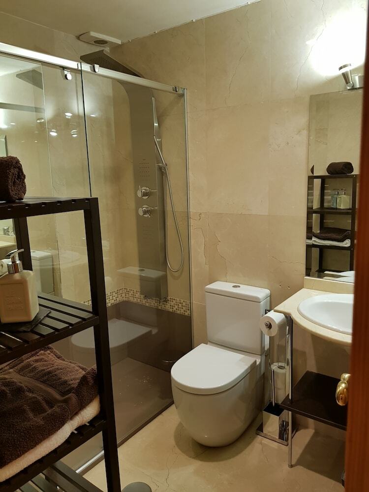 Apartamentos El Desv�n