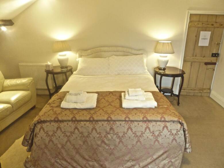Clotworthy House Bed And Breakfast