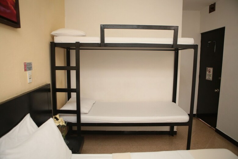 Hotel Suite 45