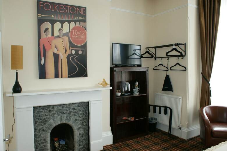 Bed & Breakfast 10 To 12 Folkestone