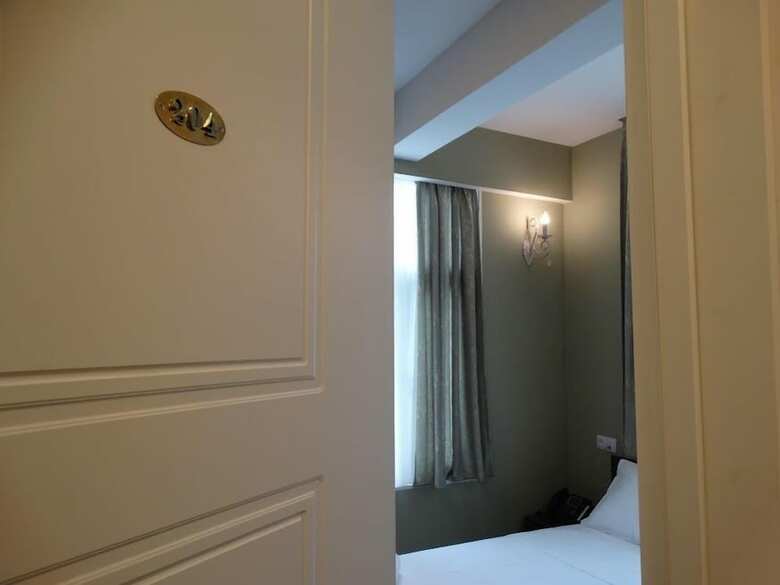 Hotel Iveria