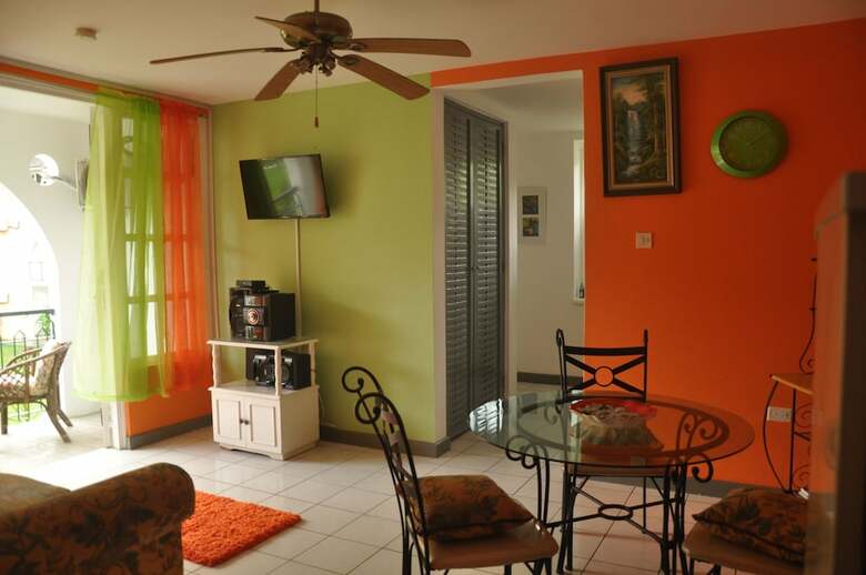 Aparthotel Palm View Apartment At Sandcastles