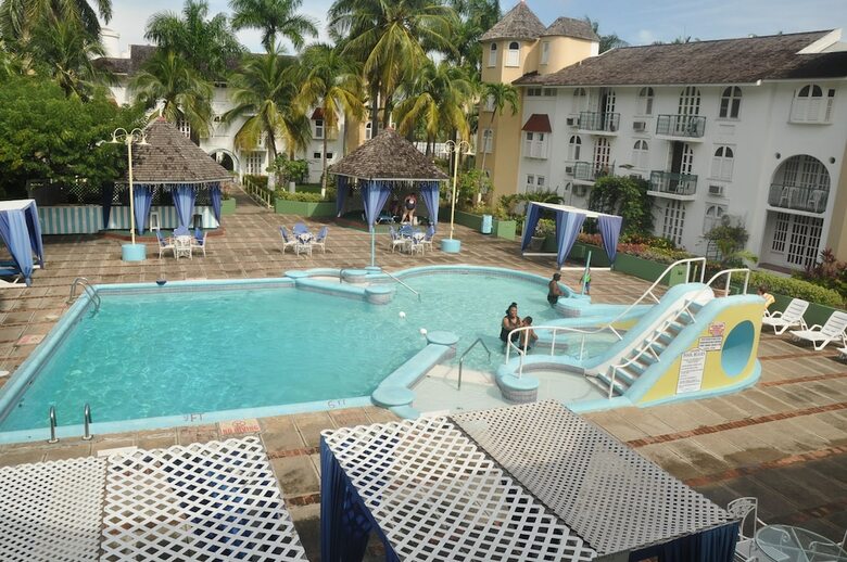 Aparthotel Palm View Apartment At Sandcastles