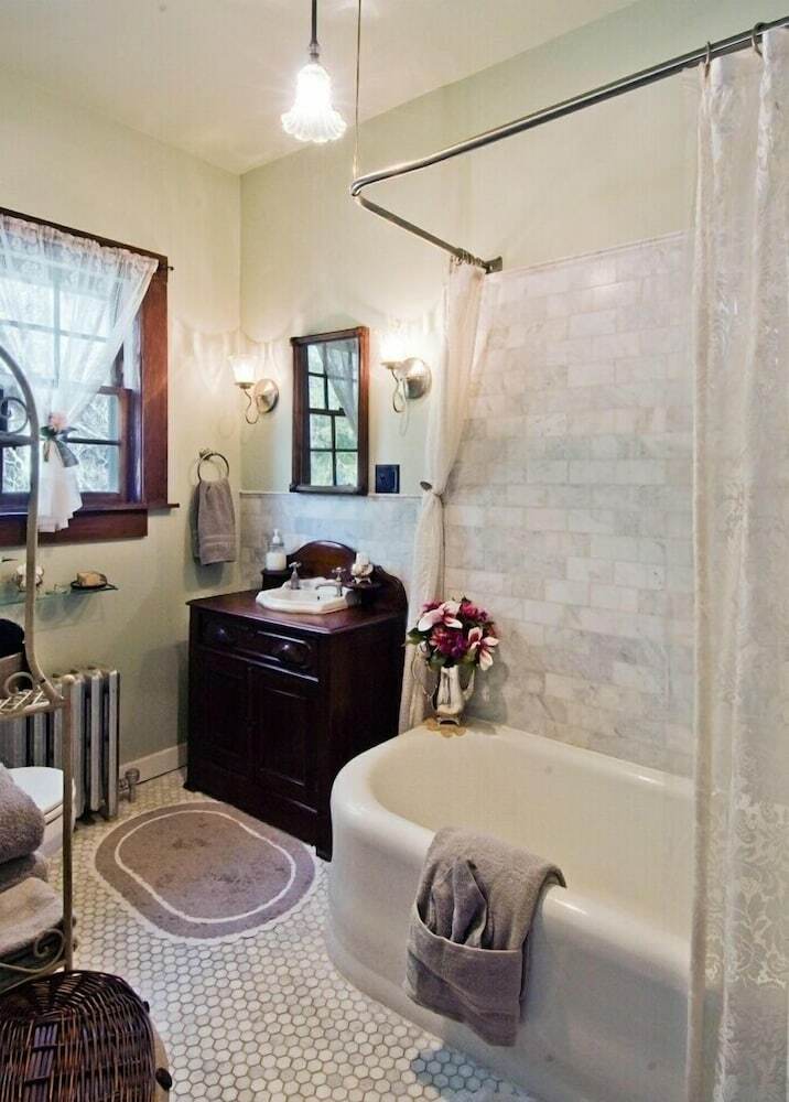 Almost Heaven Bed & Breakfast