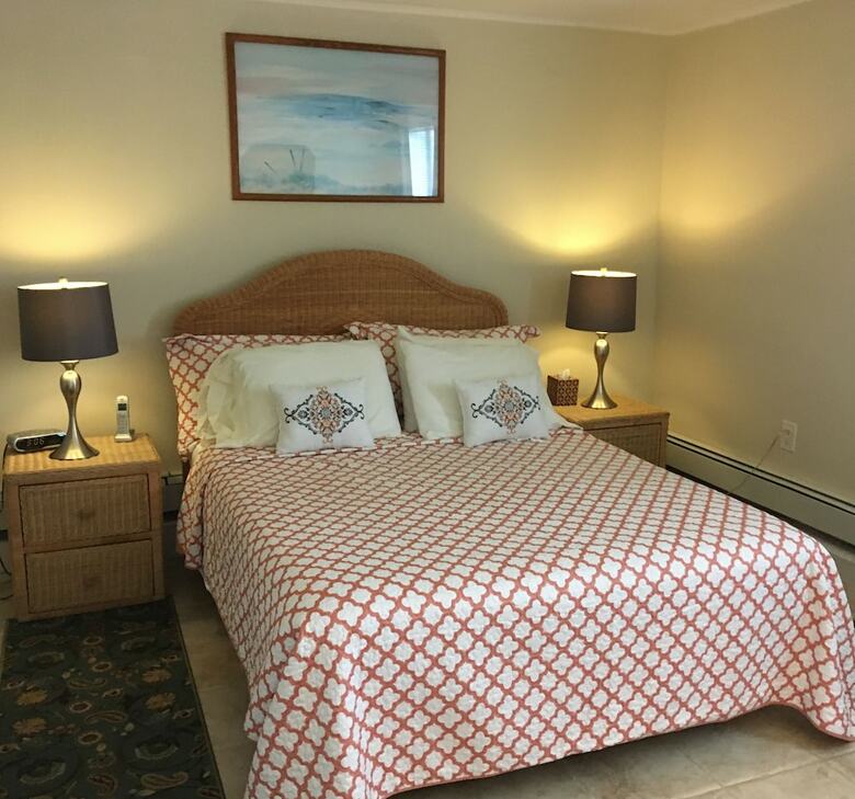 Westhampton Seabreeze Motel