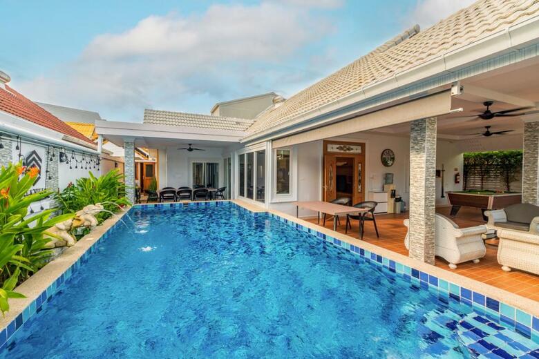 Gala Villa Pattaya