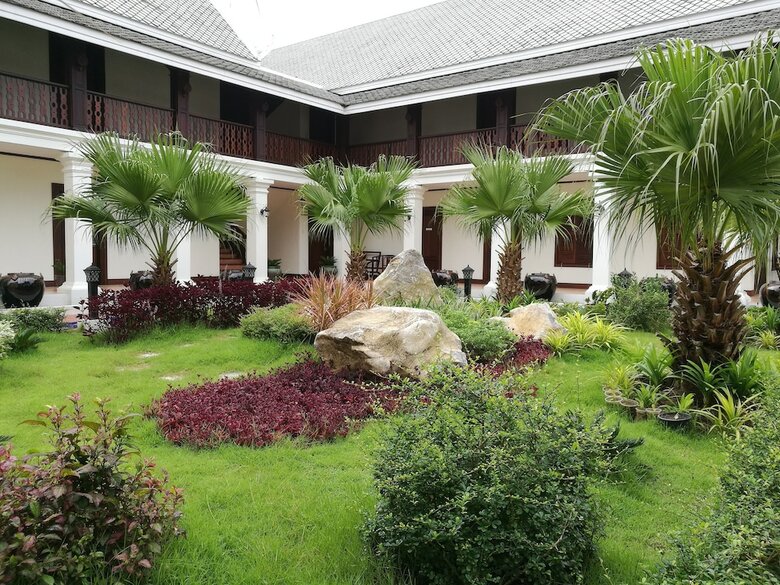 Houngvilai Hotel