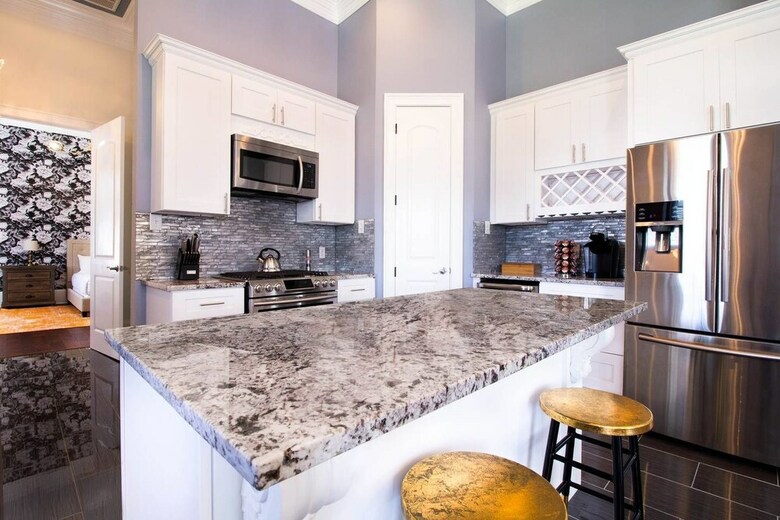 Gorgeous 4br/3.5ba In Historic Treme By Domio