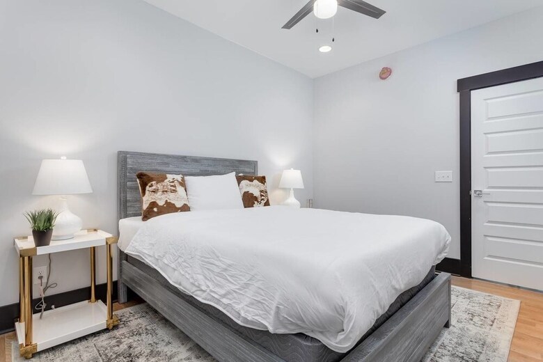 Domio Music Row 4 Br