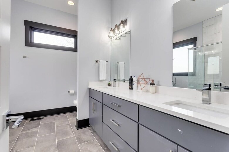 Domio Music Row 4 Br