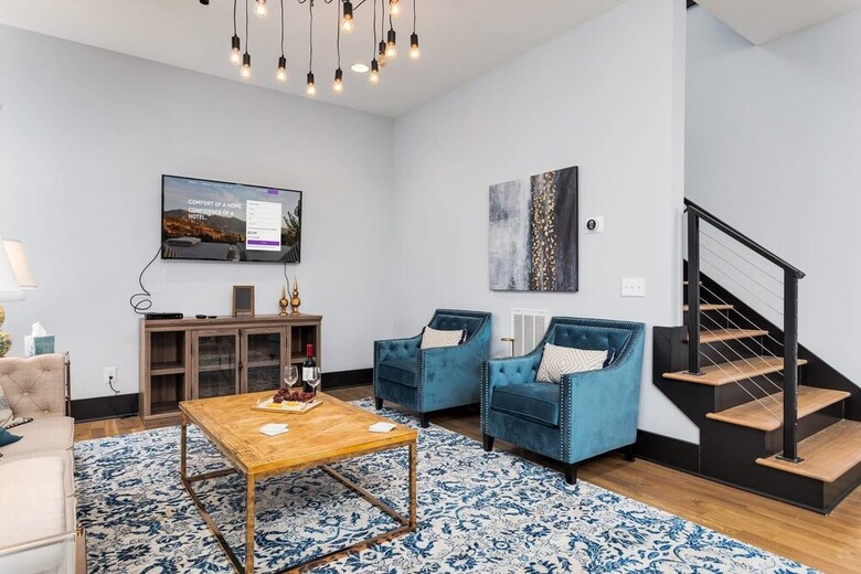 Domio Music Row 4 Br