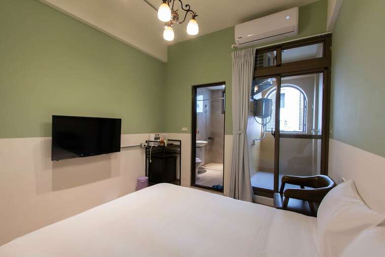 Bed & Breakfast Love Inn