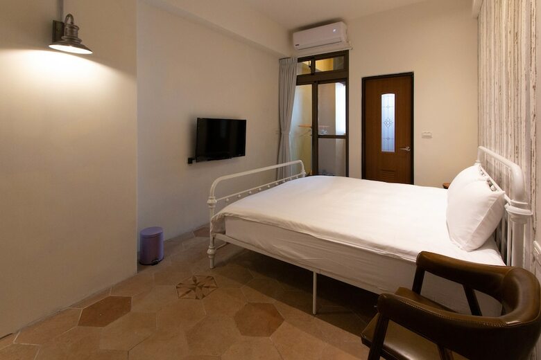 Bed & Breakfast Love Inn