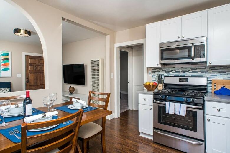 Charming 3br/2ba Craftsman Home By Domio