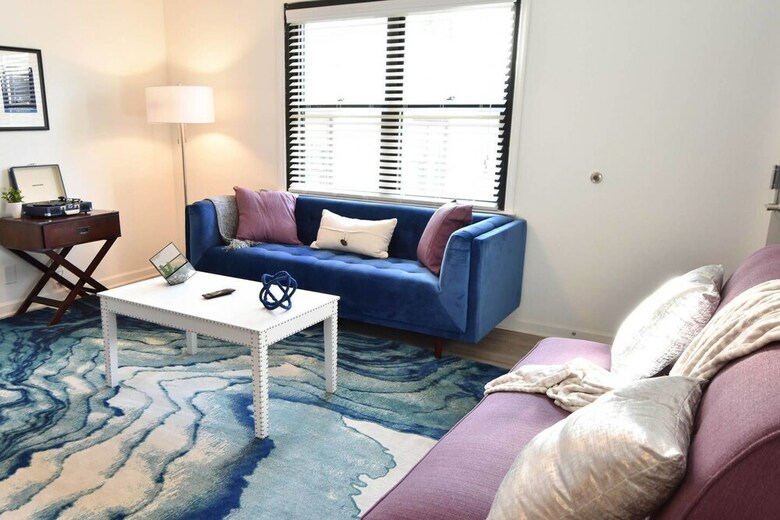 Apartamentos 6 Brs Comprised Of 3 2br Suites By Domio