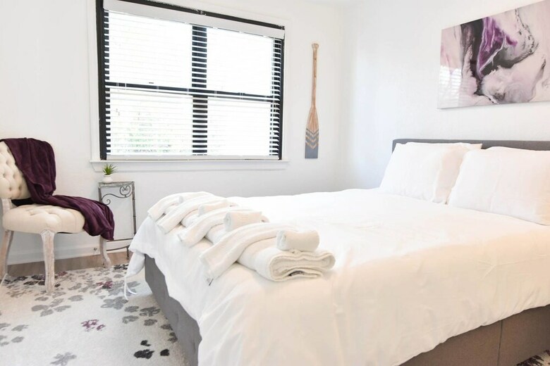 Apartamentos 6 Brs Comprised Of 3 2br Suites By Domio