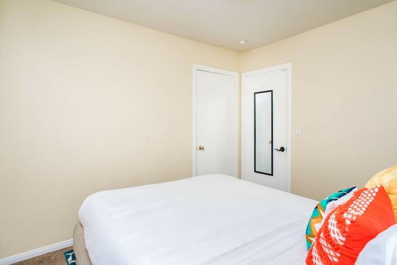 Wonderful 3br/2ba Home In Mission Beach By Domio