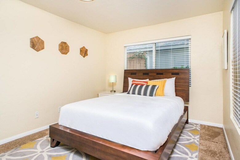 Wonderful 3br/2ba Home In Mission Beach By Domio