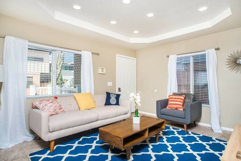 Wonderful 3br/2ba Home In Mission Beach By Domio