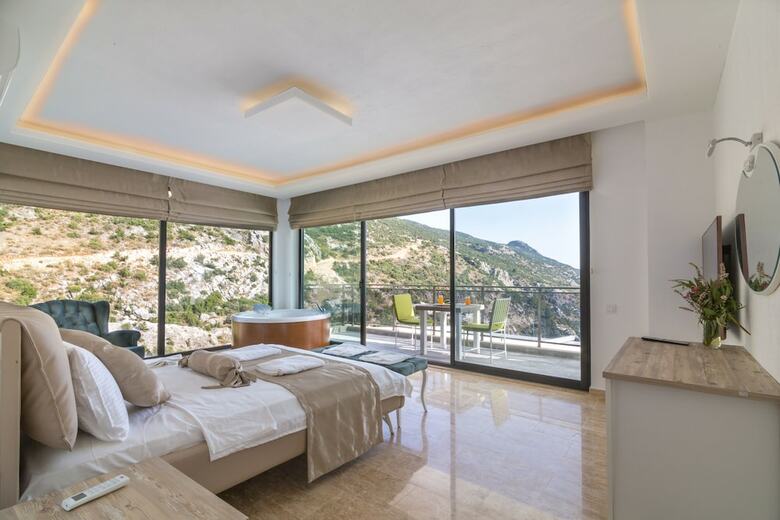 Villa Infinity Wild