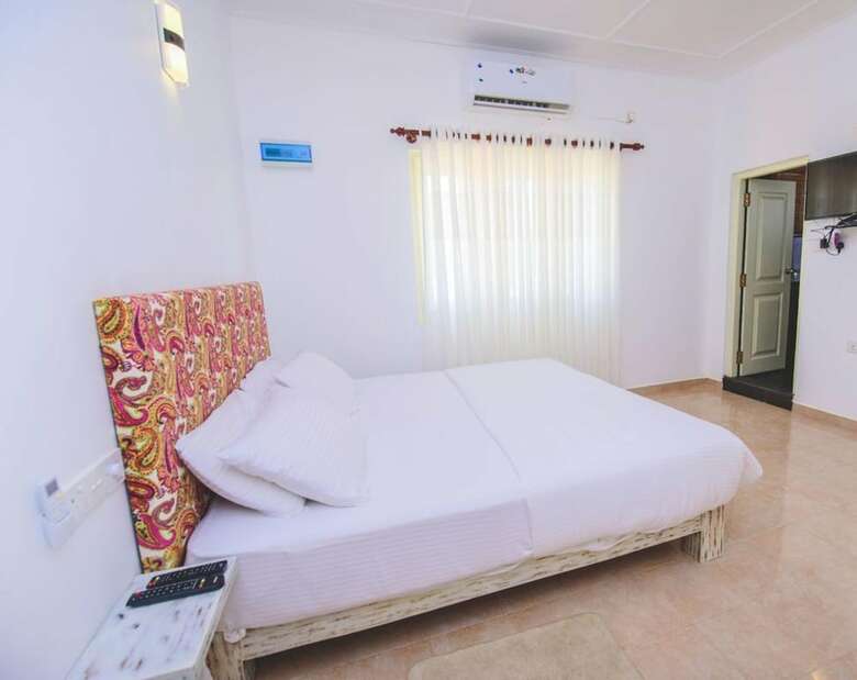 Hotel UNA J Villa