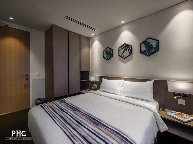 Ropewalk Piazza Hotel By Phc