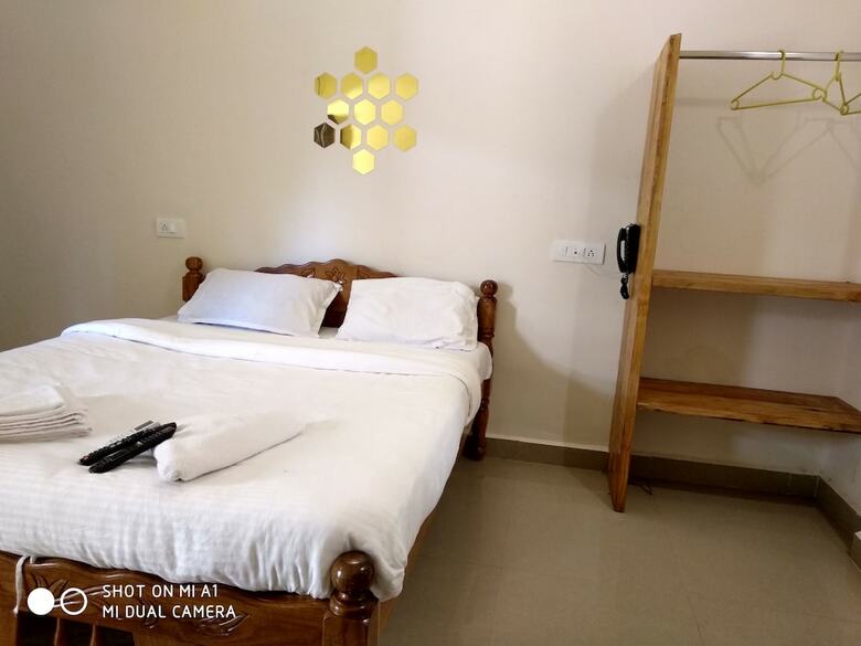 Hotel Candolim Beach Place