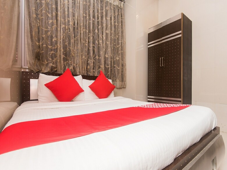 Oyo 16119 Hotel Oliver