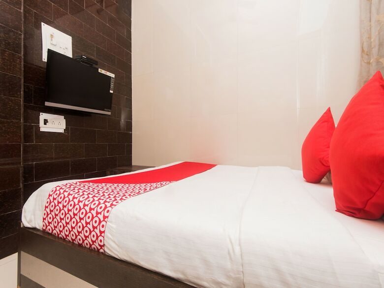 Oyo 16119 Hotel Oliver